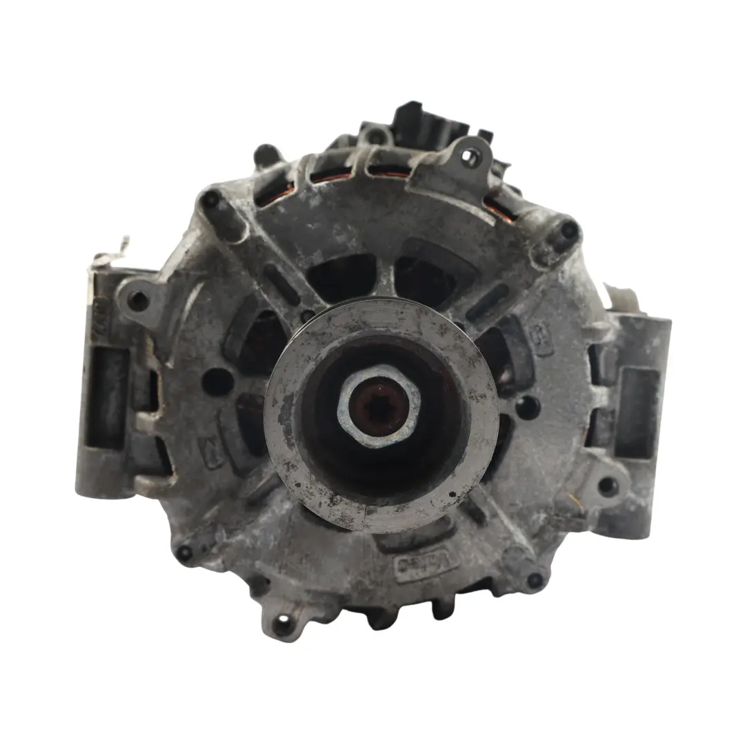 Alternator 2.0 TFSI Valeo 14V 210A do Audi A4 B9 A5 F5 o numerze 06L903018JX Audi A4 B9 A5 F5 Alternator 2.0 TFSI Valeo 14V 210A - SKU 06L903018JX - Numer Części 06L903018JX