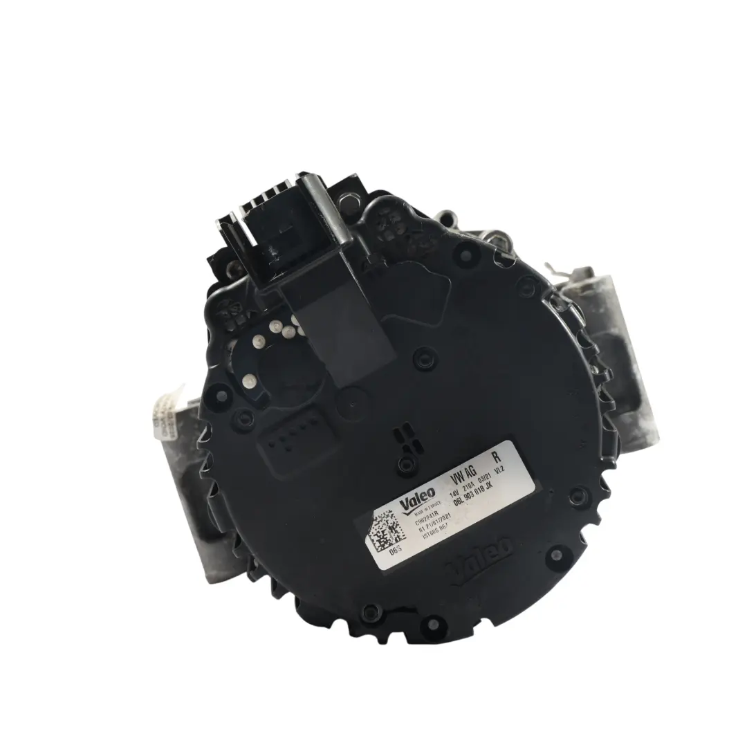 Alternatore Generatore 2.0 TFSI Valeo 14V 210A per Audi A4 B9 A5 F5 con numero di parte 06L903018JX Audi A4 B9 A5 F5 Alternatore Generatore 2.0 TFSI Valeo 14V 210A - SKU 06L903018JX - Numero di parte 06L903018JX