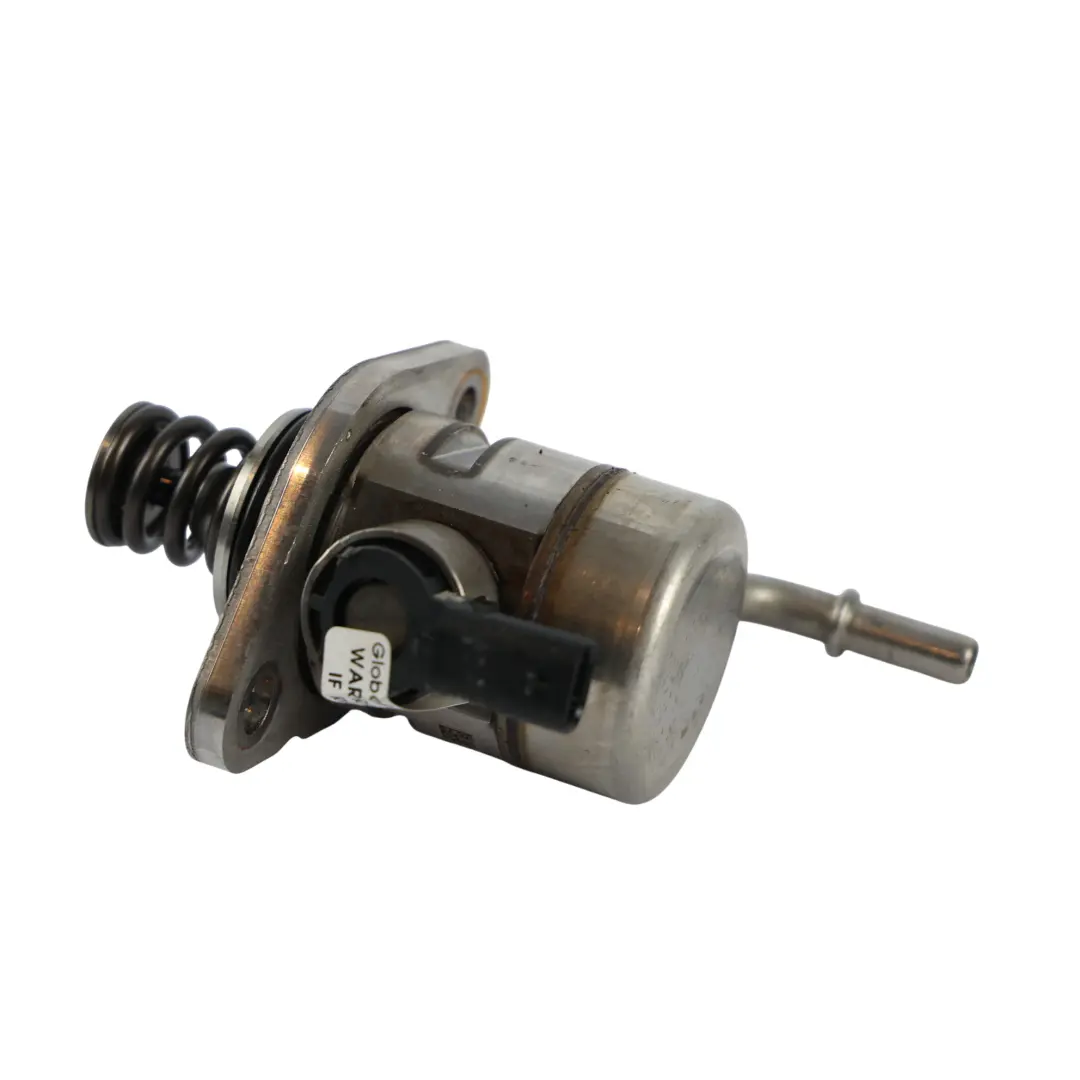 8Y VW Golf R Mk8 Pompa Wysokiego Ciśnienia 2.0 TFSI DNFB do Audi S3 o numerze 06Q127025S Audi S3 8Y VW Golf R Mk8 Pompa Wysokiego Ciśnienia 2.0 TFSI DNFB - SKU 06Q127025S - Numer Części 06Q127025S