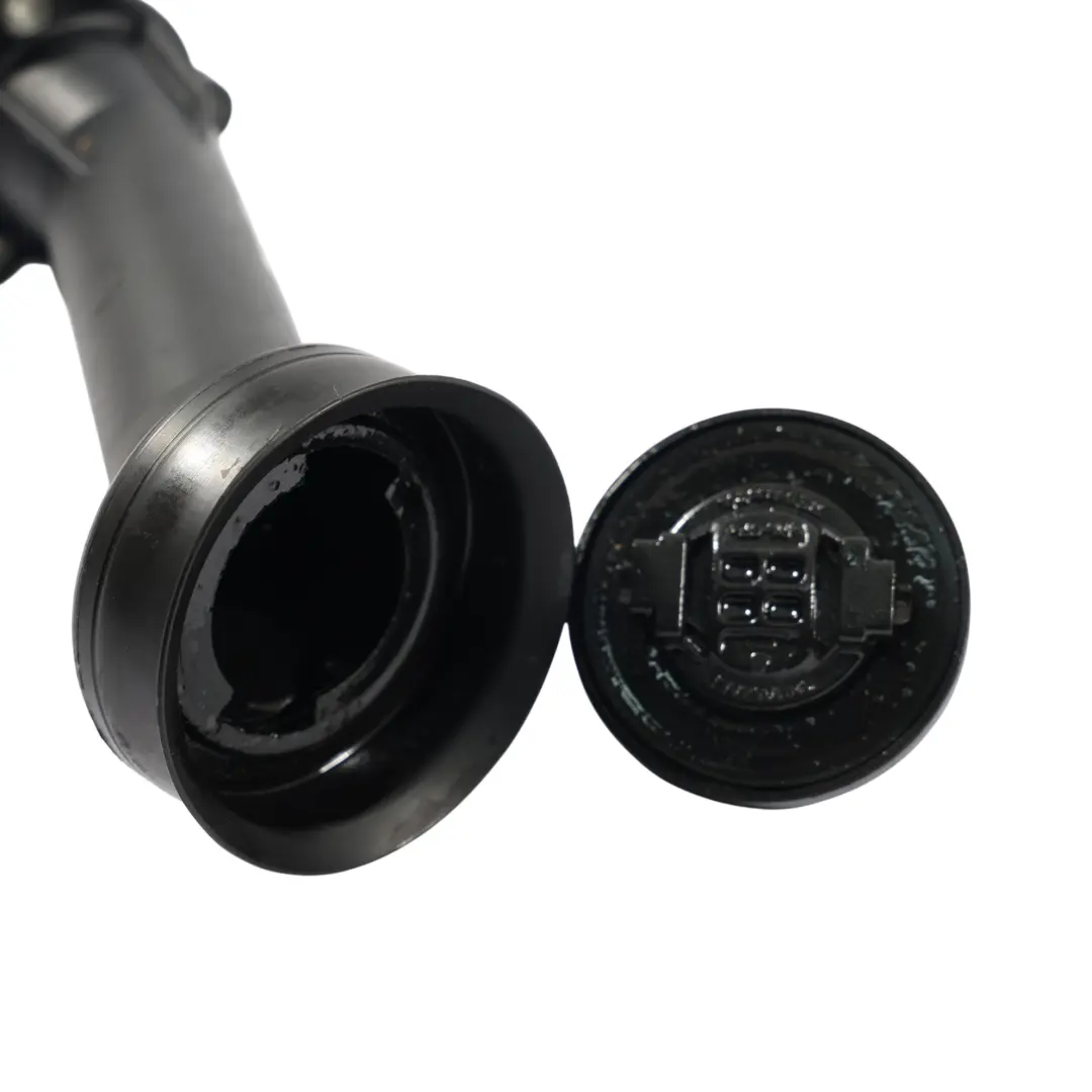 Tubo Collo Riempimento Olio per Volkswagen T5 Transporter con numero di parte 070115308G Volkswagen T5 Transporter Tubo Collo Riempimento Olio - SKU 070115308G - Numero di parte 070115308G