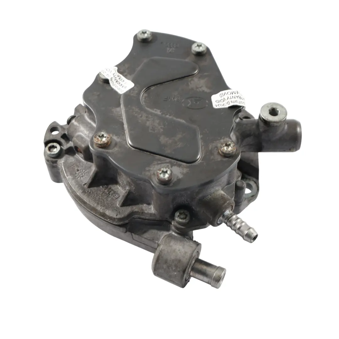 Pompe Vide 2.5 TDI AXD AXE pour Volkswagen Transporter T5 à propos du numéro de pièce 070145209J Volkswagen Transporter T5 Pompe Vide 2.5 TDI AXD AXE - SKU 070145209J - Numéro de pièce 070145209J