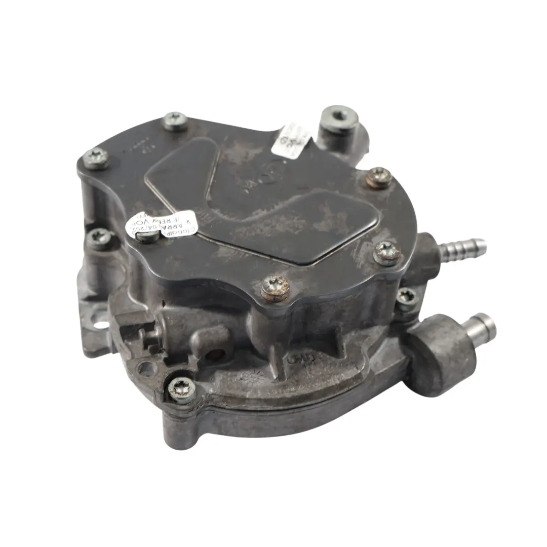 Vacuum Pump 2.5 TDI 5 Cylinder Diesel AXD AXE to VW Transporter T5 Fuel with Part number 070145209J VW Transporter T5 Fuel Vacuum Pump 2.5 TDI 5 Cylinder Diesel AXD AXE - SKU 070145209J - Part number 070145209J