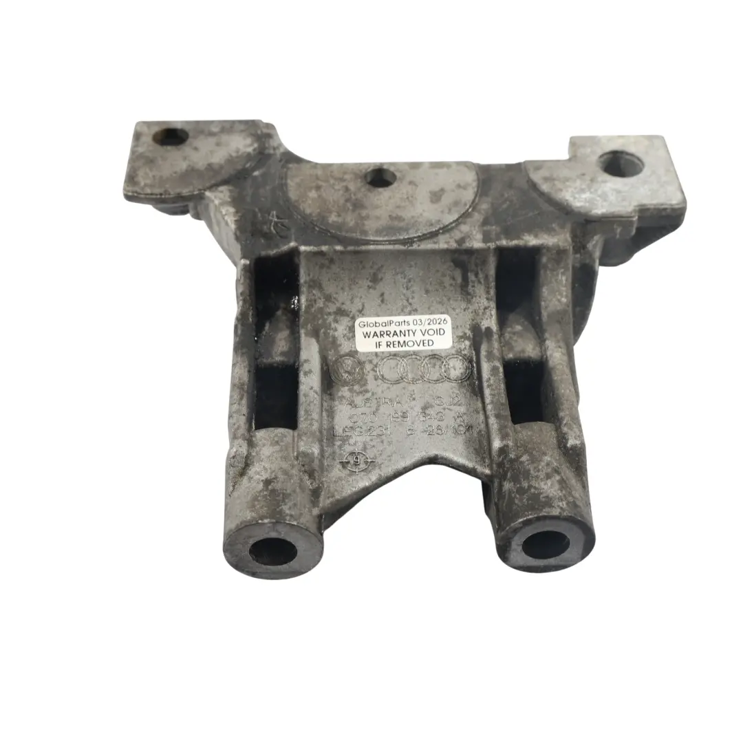 Wspornik Łapa Silnika 2.5 TDI Diesel do Volkswagen Transporter T5 o numerze 070199343A Volkswagen Transporter T5 Wspornik Łapa Silnika 2.5 TDI Diesel - SKU 070199343A - Numer Części 070199343A