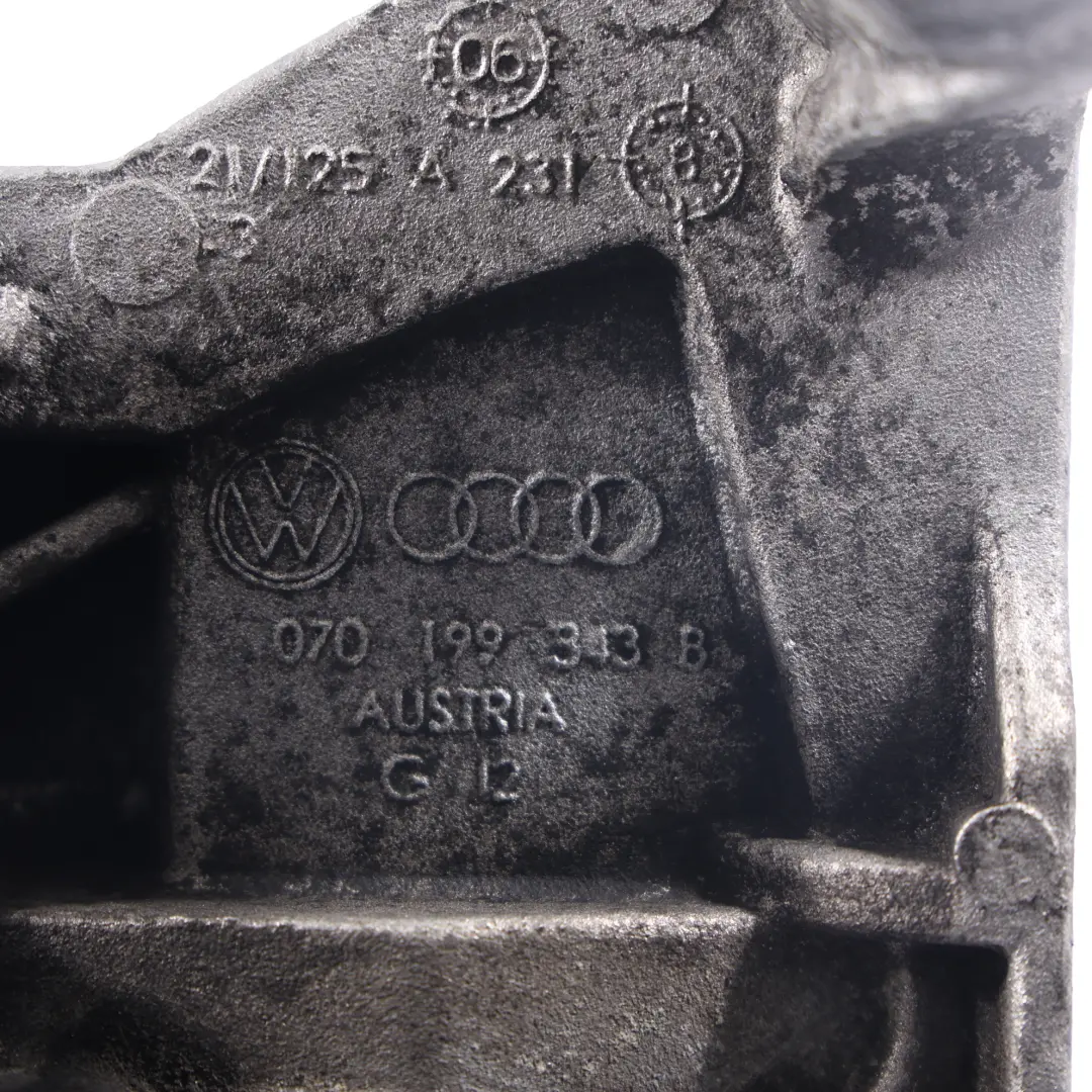 Volkswagen Transporter T5 Supporto Motore Anteriore Superiore 2.5 TDI - SKU 070199343B - Numero di parte 070199343B