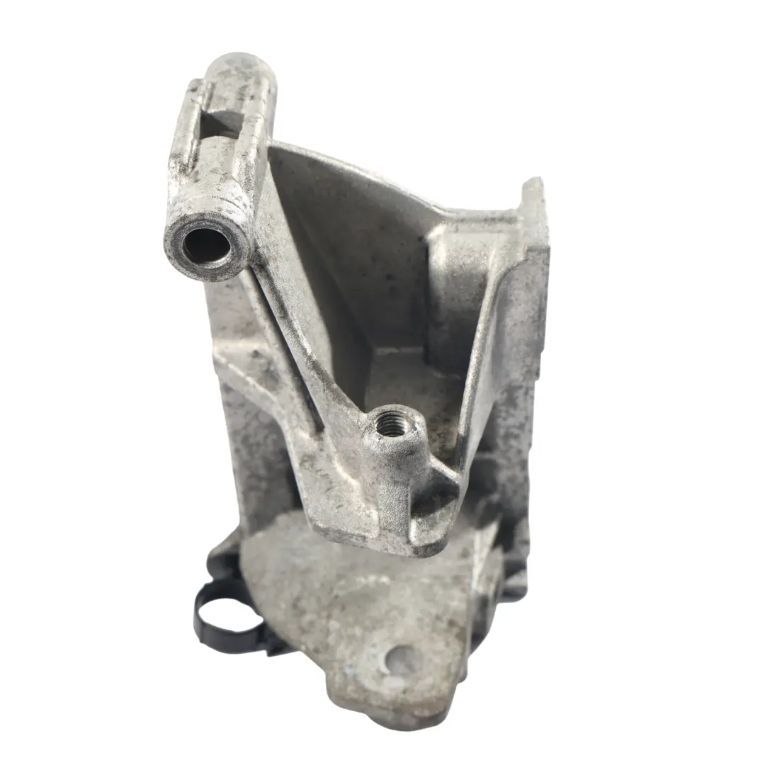 Soporte Motor Delantero Superior 2.5 TDI para Volkswagen Transporter T5 con número de pieza 070199343B Volkswagen Transporter T5 Soporte Motor Delantero Superior 2.5 TDI - SKU 070199343B - Número de pieza 070199343B