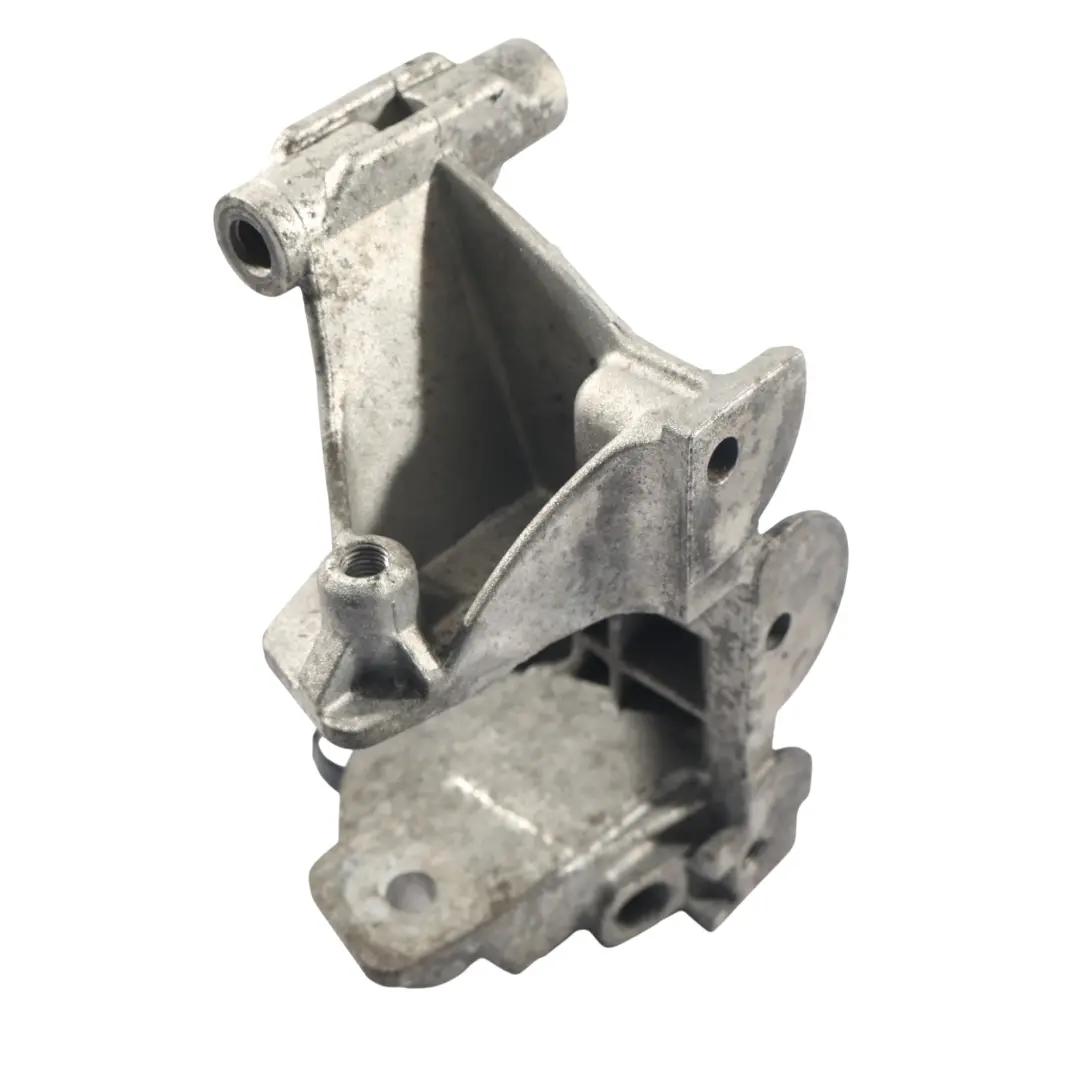 Supporto Motore Anteriore Superiore 2.5 TDI per Volkswagen Transporter T5 con numero di parte 070199343B Volkswagen Transporter T5 Supporto Motore Anteriore Superiore 2.5 TDI - SKU 070199343B - Numero di parte 070199343B