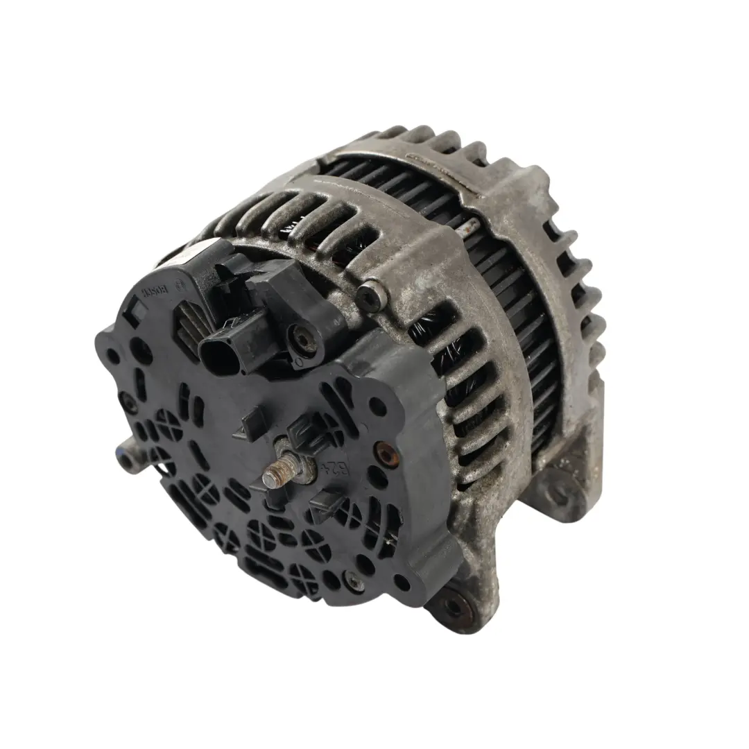 Alternatore 14V 150A 2.5 TDI AXE per Volkswagen Transporter T5 con numero di parte 070903139X Volkswagen Transporter T5 Alternatore 14V 150A 2.5 TDI AXE - SKU 070903139X - Numero di parte 070903139X