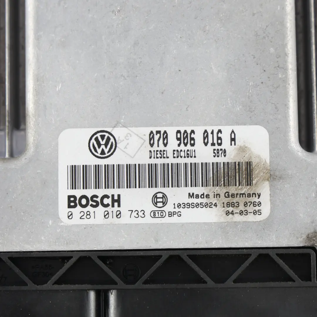 Volkswagen Transporter T5 2.5 TDI 174HP Calculateur Moteur ECU Manuel - SKU 070906016A - Numéro de pièce 070906016A