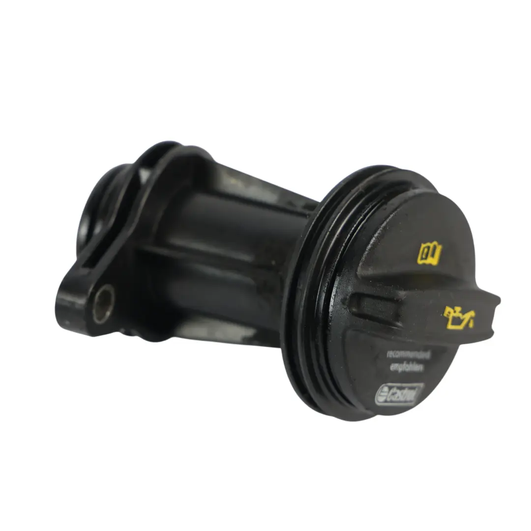 Couvercle De Support De Filtre À Huile pour Audi RS3 8V à propos du numéro de pièce 07K103281C Audi RS3 8V Couvercle De Support De Filtre À Huile - SKU 07K103281C - Numéro de pièce 07K103281C