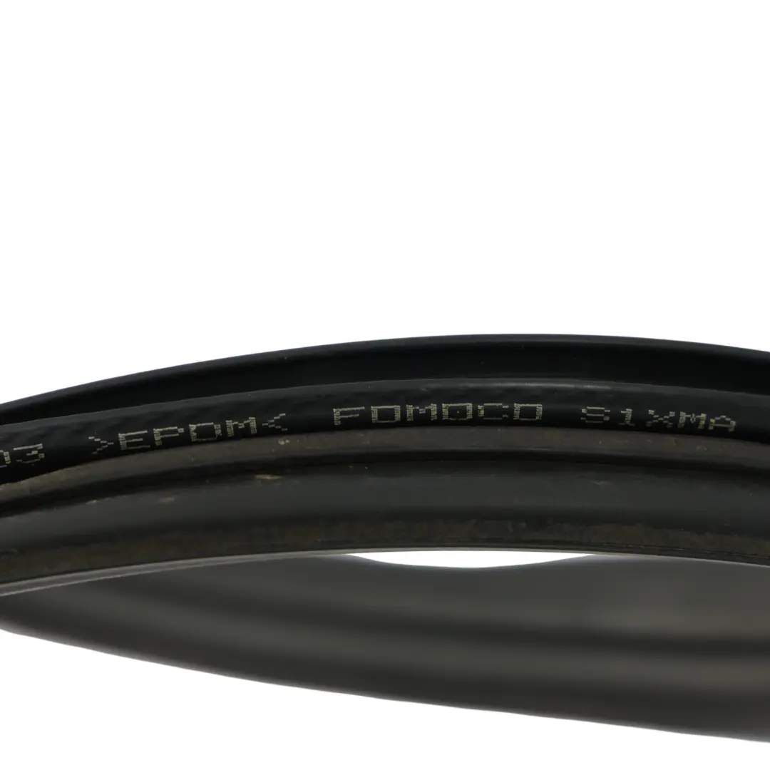 MK1 Guarnizione Portellone Posteriore 8V41-S43720-AB per Ford Kuga con numero di parte 1548243 Ford Kuga MK1 Guarnizione Portellone Posteriore 8V41-S43720-AB - SKU 1548243 - Numero di parte 1548243