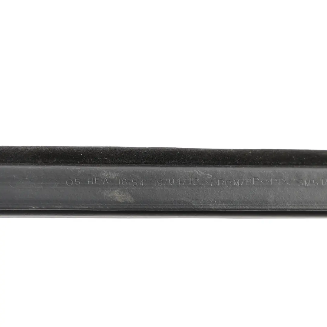 MK1 C394 Türdichtung Vorne Innen Links 3M51-R20571-AM für Ford Kuga mit Teilenummer 1699594 Ford Kuga MK1 C394 Türdichtung Vorne Innen Links 3M51-R20571-AM - SKU 1699594 - Teilenummer 1699594