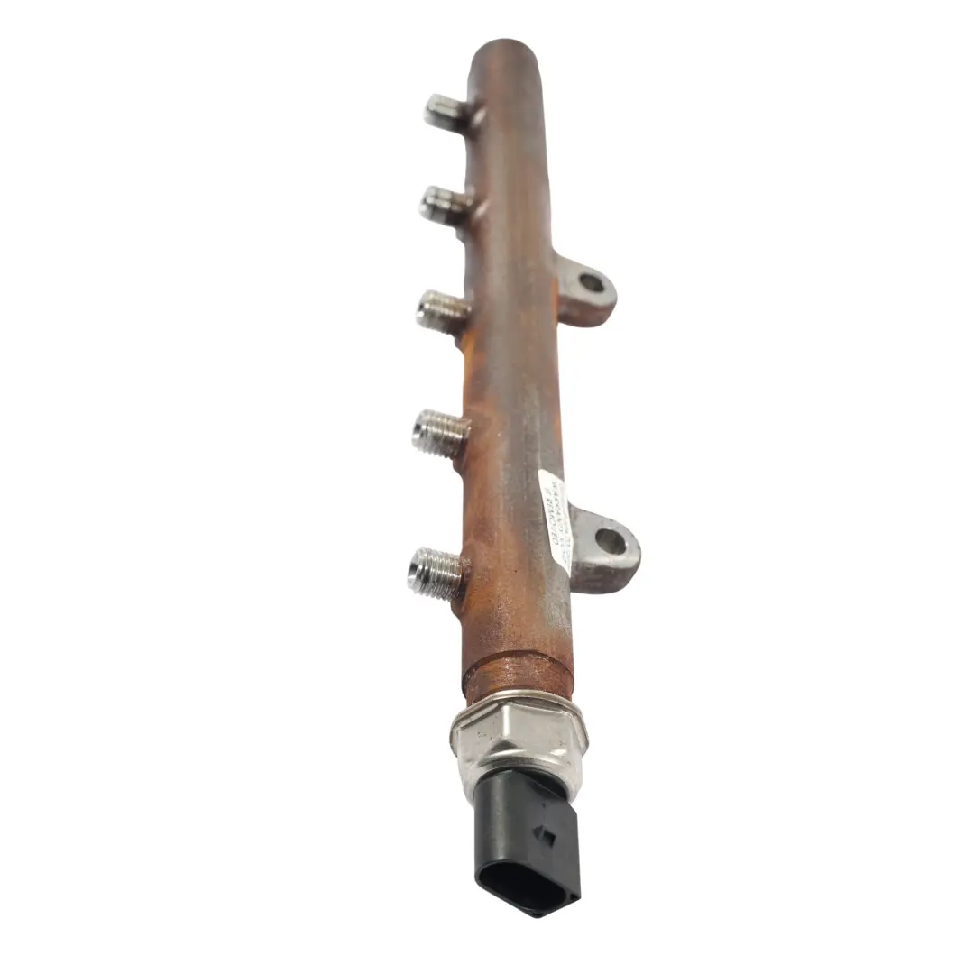 MK8 Rampa Inyectores 2.2 TDCi Diesel BK2Q-9D280-AB para Ford Transit con número de pieza 1717578 Ford Transit MK8 Rampa Inyectores 2.2 TDCi Diesel BK2Q-9D280-AB - SKU 1717578 - Número de pieza 1717578