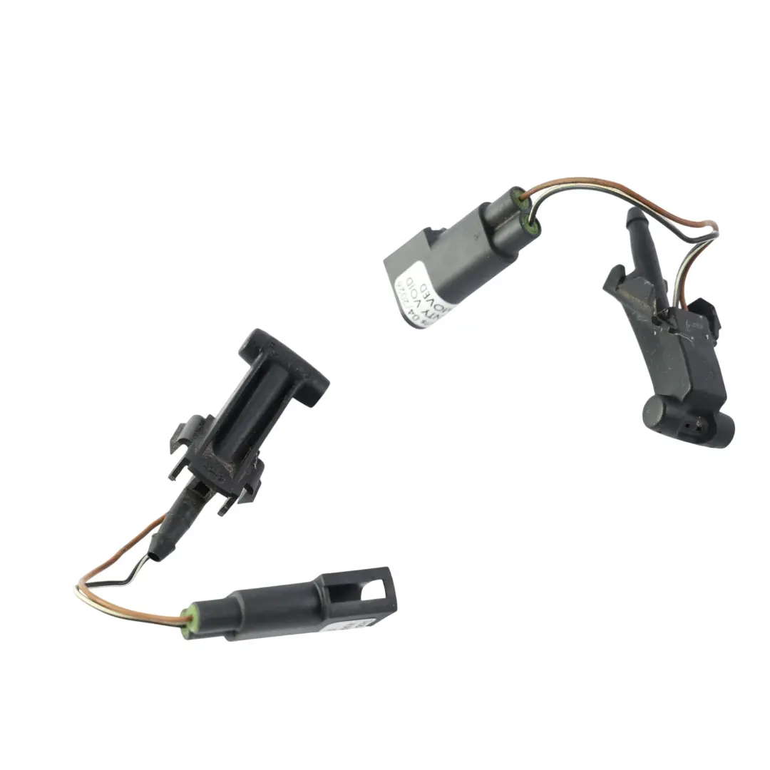 Mk1 Scheibenwaschanlage Düse Beheizt Links Rechts Set für Ford Kuga mit Teilenummer 1727043 Ford Kuga Mk1 Scheibenwaschanlage Düse Beheizt Links Rechts Set - SKU 1727043 - Teilenummer 1727043