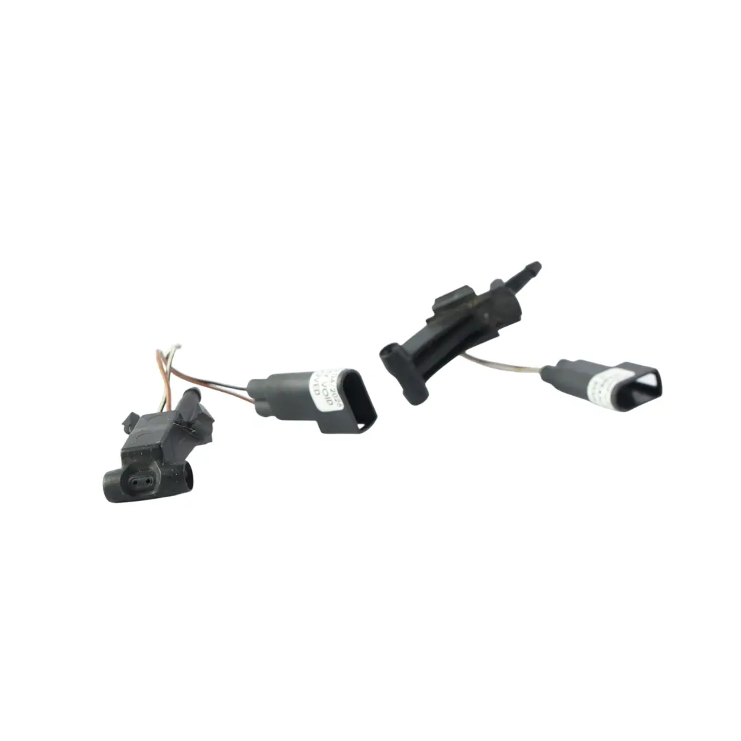Mk1 Buse Lave-Glace Pare-Brise Chauffante Gauche Droite Set pour Ford Kuga à propos du numéro de pièce 1727043 Ford Kuga Mk1 Buse Lave-Glace Pare-Brise Chauffante Gauche Droite Set - SKU 1727043 - Numéro de pièce 1727043