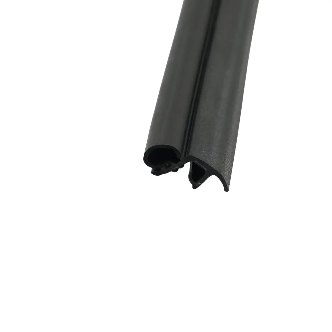 MK1 Guarnizione Porta Posteriore Sinistra Destra 8V41-S25324-AC per Ford Kuga con numero di parte 1761242 Ford Kuga MK1 Guarnizione Porta Posteriore Sinistra Destra 8V41-S25324-AC - SKU 1761242 - Numero di parte 1761242