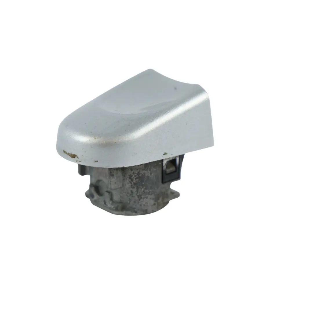 Poignée Porte Coulissante Embout Argent Réflex A7W pour Volkswagen Transporter T5 à propos du numéro de pièce 1C0837879A Volkswagen Transporter T5 Poignée Porte Coulissante Embout Argent Réflex A7W - SKU 1C0837879A-RES - Numéro de pièce 1C0837879A