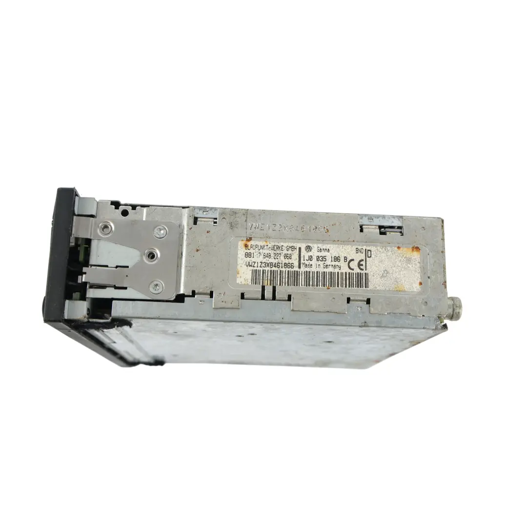 MkIV Autoradio Cassette Lecteur Unité Principale pour Volkswagen Golf 1J à propos du numéro de pièce 1J0035186B Volkswagen Golf 1J MkIV Autoradio Cassette Lecteur Unité Principale - SKU 1J0035186B - Numéro de pièce 1J0035186B
