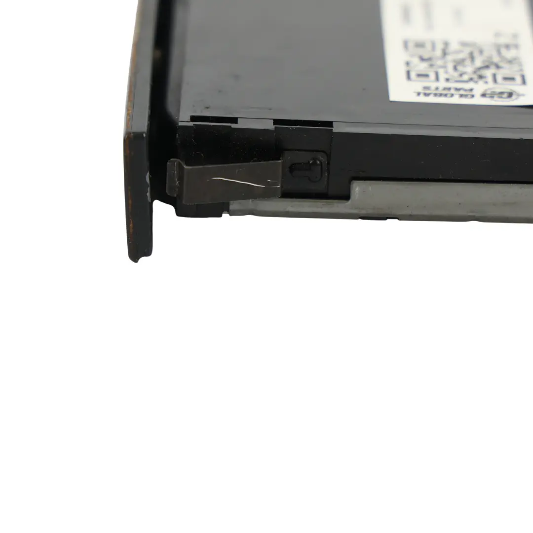 MK4 Armaturenbrett Mittelkonsole Getränkehalter für Volkswagen Golf mit Teilenummer 1J0858601 Volkswagen Golf MK4 Armaturenbrett Mittelkonsole Getränkehalter - SKU 1J0858601 - Teilenummer 1J0858601