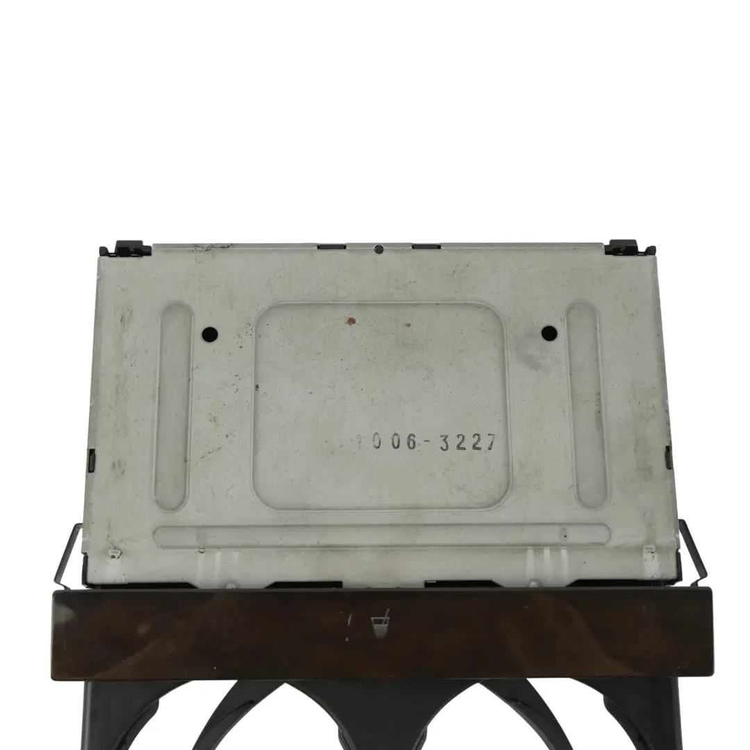 Volkswagen Golf MK4 Armaturenbrett Mittelkonsole Getränkehalter - SKU 1J0858601 - Teilenummer 1J0858601