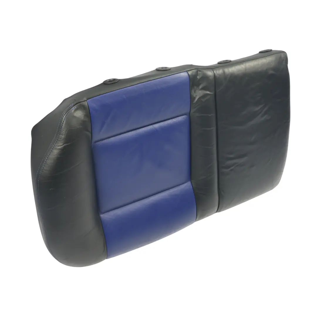 Mk4 GTI Rivestimento Sedile Posteriore Pelle Nero Blu Destro per Volkswagen Golf con numero di parte 1J0885406CK Volkswagen Golf Mk4 GTI Rivestimento Sedile Posteriore Pelle Nero Blu Destro - SKU 1J0885406CK - Numero di parte 1J0885406CK