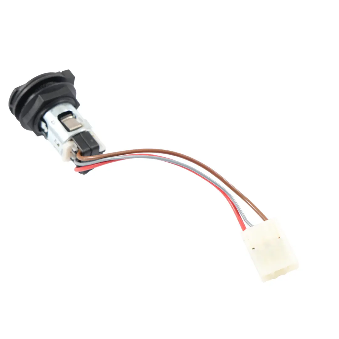Prise Allume-Cigare Socket Plug pour Volkswagen Touran 1T à propos du numéro de pièce 1J0919309B Volkswagen Touran 1T Prise Allume-Cigare Socket Plug - SKU 1J0919309B - Numéro de pièce 1J0919309B