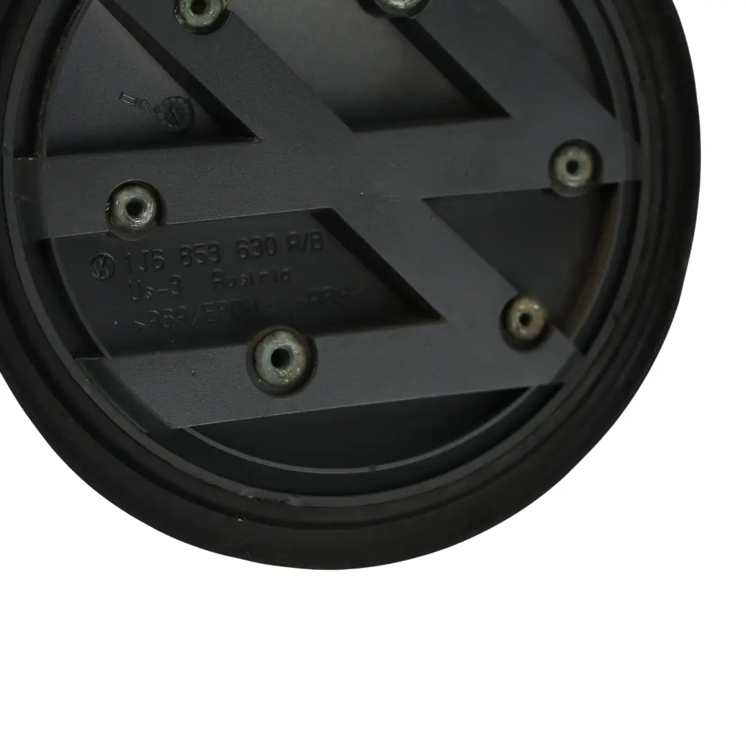 Volkswagen Golf MK4 Posteriore Bagagliaio Stemma Logo Emblema - SKU 1J6853630B - Numero di parte 1J6853630B