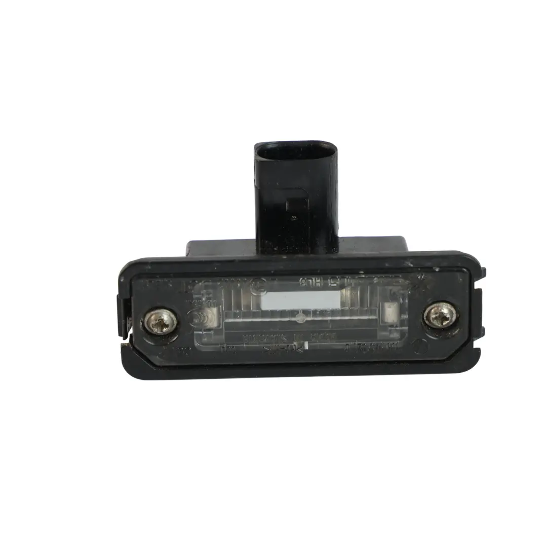 Lampka Tablicy Rejestracyjnej Tylna do Porsche 911 996 Carrera o numerze 1J6943021B Porsche 911 996 Carrera Lampka Tablicy Rejestracyjnej Tylna - SKU 1J6943021B-1 - Numer Części 1J6943021B