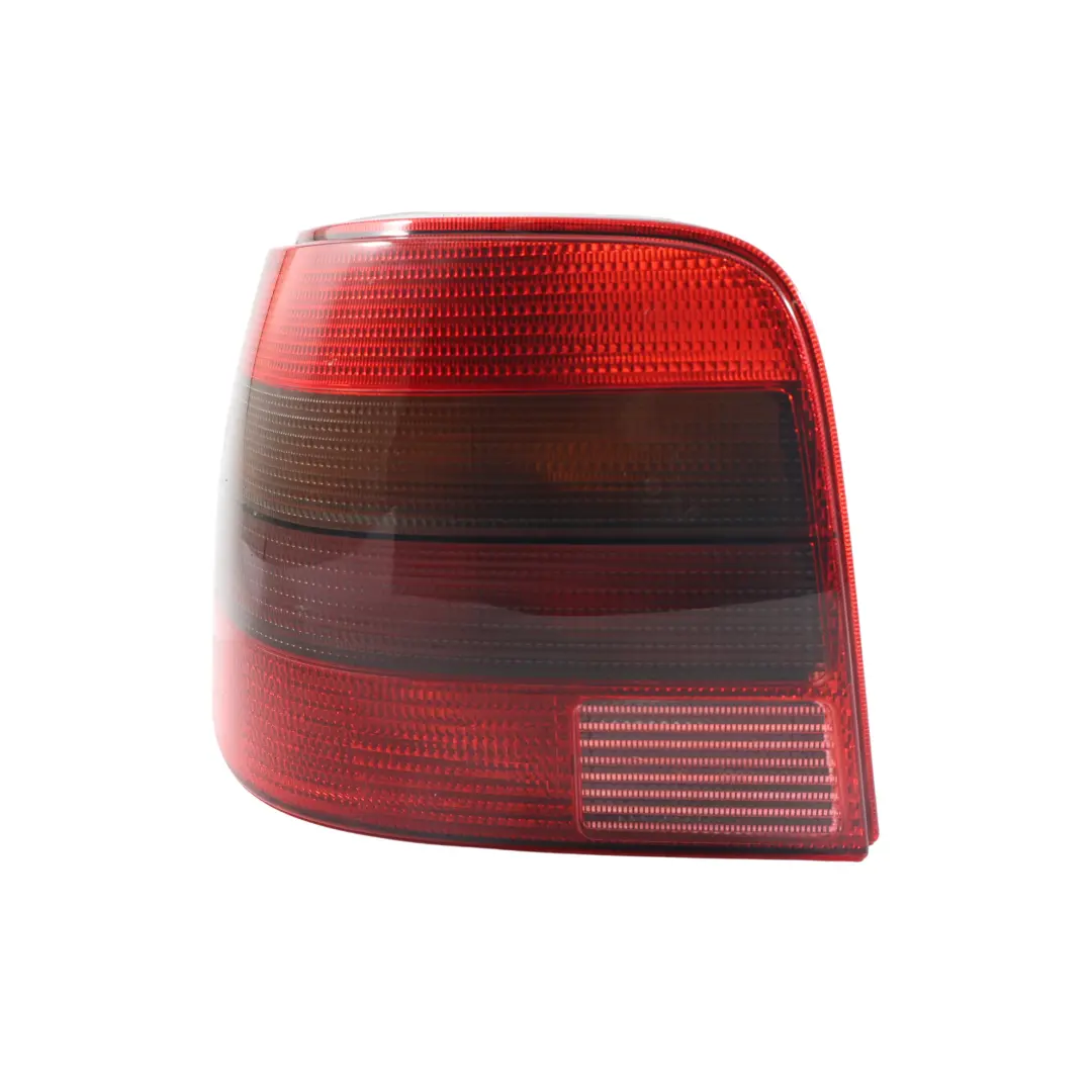 Mk4 1J GTI Lampa Tylna Lewa Przyciemniana do Volkswagen Golf o numerze 1J6945111T Volkswagen Golf Mk4 1J GTI Lampa Tylna Lewa Przyciemniana - SKU 1J6945111T - Numer Części 1J6945111T