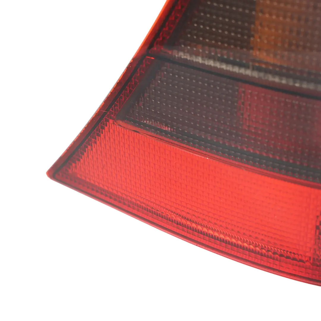 MK4 1J GTI Fanale Posteriore Sinistro Affumicato per Volkswagen Golf con numero di parte 1J6945111T Volkswagen Golf MK4 1J GTI Fanale Posteriore Sinistro Affumicato - SKU 1J6945111T - Numero di parte 1J6945111T