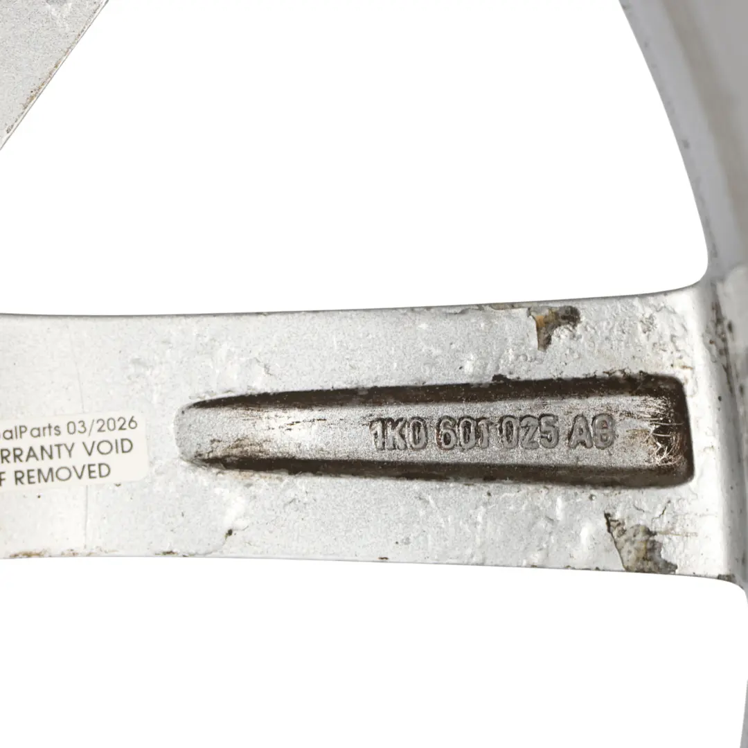 Mk5 Mk6 Felga Aluminiowa 18" 7.5J ET51 Charleston do Volkswagen VW Golf o numerze 1K0601025AG Volkswagen VW Golf Mk5 Mk6 Felga Aluminiowa 18" 7.5J ET51 Charleston - SKU 1K0601025AG-1 - Numer Części 1K0601025AG