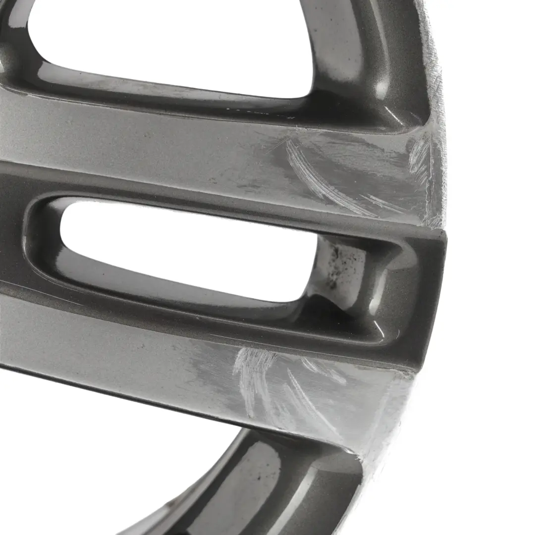 Mk5 Felga Aluminiowa Srebrna 16" 6.5J ET50 do Volkswagen Golf o numerze 1K0601025BM Volkswagen Golf Mk5 Felga Aluminiowa Srebrna 16" 6.5J ET50 - SKU 1K0601025BM-1 - Numer Części 1K0601025BM