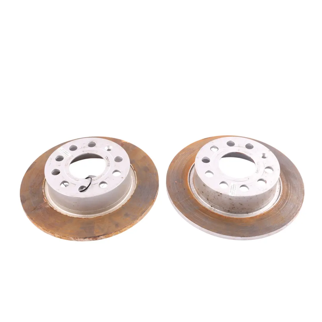 Axle Brake Disc Left Right N/O/S 235x10mm Set X2 to Audi A3 8P Rear with Part number 1K0615601AB Audi A3 8P Rear Axle Brake Disc Left Right N/O/S 235x10mm Set X2 - SKU 1K0615601AB - Part number 1K0615601AB