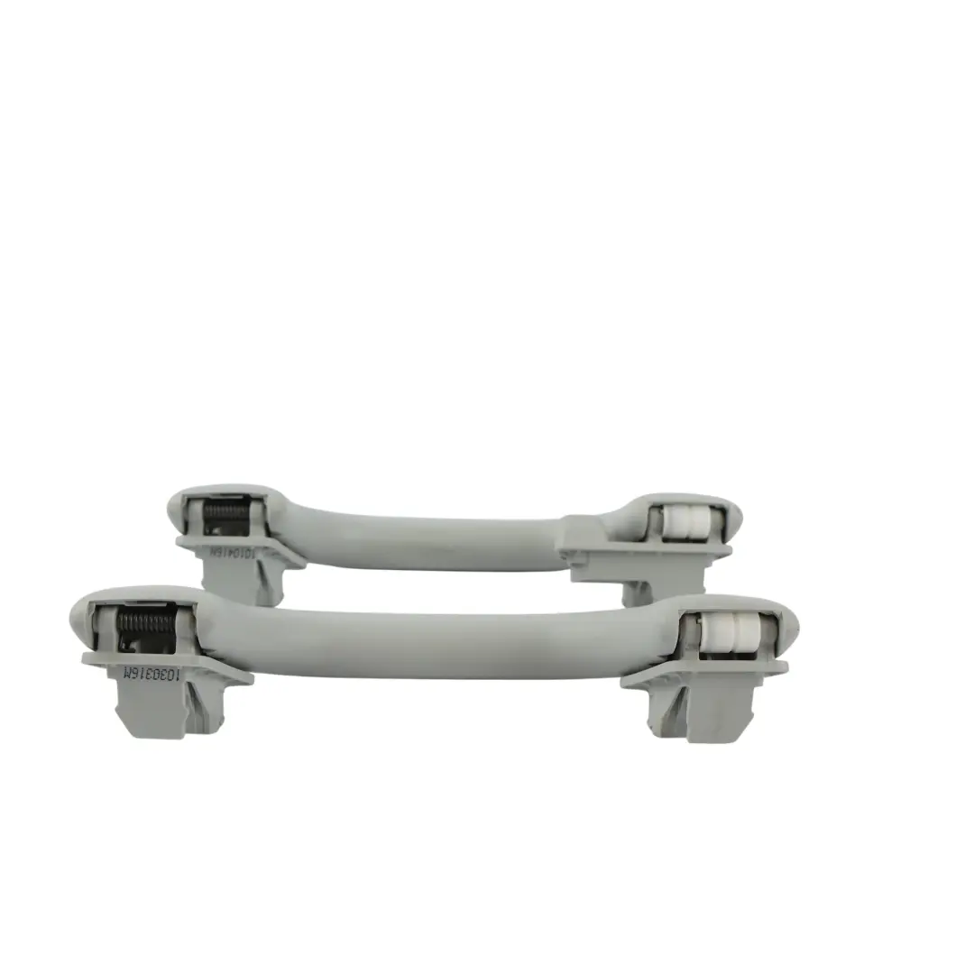 Rączki Podsufitki Zestaw X4 Lewe Prawe Szare do VW Tiguan 5N o numerze 1K0857607N VW Tiguan 5N Rączki Podsufitki Zestaw X4 Lewe Prawe Szare - SKU 1K0857607N-1 - Numer Części 1K0857607N