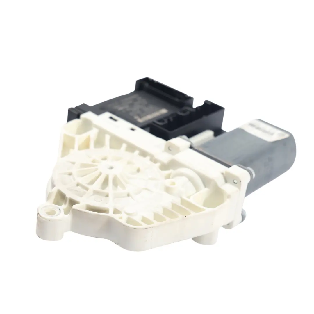 Fensterheber Motor Vorne Beifahrerseite 1T0959702L für Volkswagen Passat CC mit Teilenummer 1K0959792P Volkswagen Passat CC Fensterheber Motor Vorne Beifahrerseite 1T0959702L - SKU 1K0959792P - Teilenummer 1K0959792P