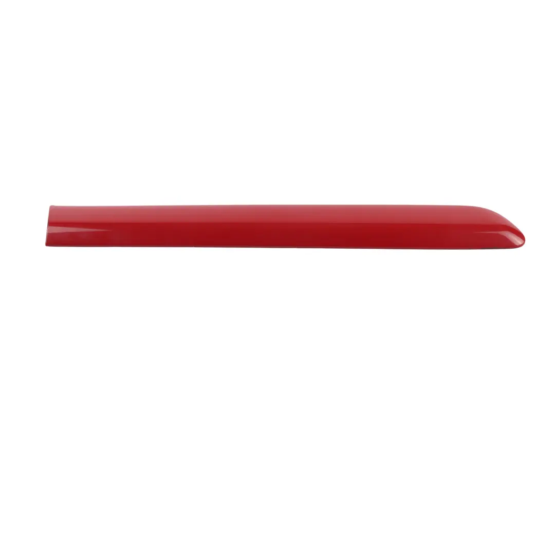 MK5 Moldura Panel Lateral Derecho Tornado Rojo LY3D para Volkswagen Golf con número de pieza 1K3853536A Volkswagen Golf MK5 Moldura Panel Lateral Derecho Tornado Rojo LY3D - SKU 1K3853536A-TRE - Número de pieza 1K3853536A