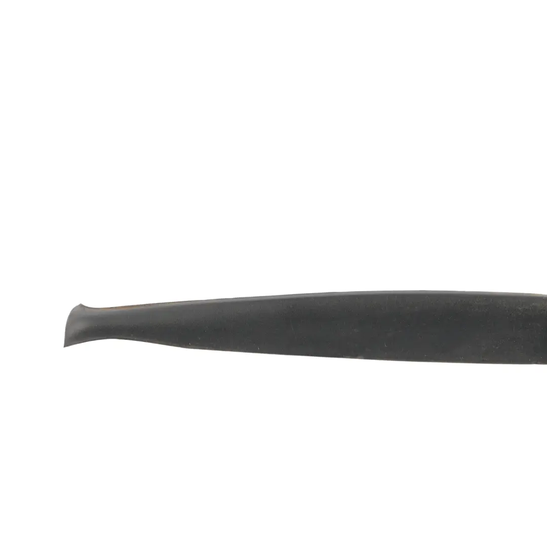 MK5 Front Door Trim Strip Moulding Black Right O/S to Volkswagen Golf with Part number 1K4837382D Volkswagen Golf MK5 Front Door Trim Strip Moulding Black Right O/S - SKU 1K4837382D - Part number 1K4837382D