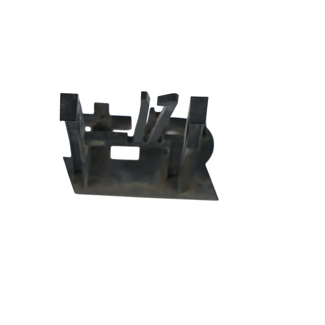 Volkswagen Golf Mk5 1K GTI Emblème Logo Badge Calandre Avant GT Sport 1K6853679D - SKU 1K6853679C - Numéro de pièce 1K6853679C