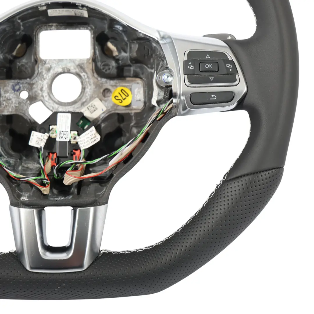 VW Volkswagen Scirocco Volante NUOVO In Pelle Nera Fondo Piatto - SKU 1K8419091AA-1 - Numero di parte 1K8419091AA