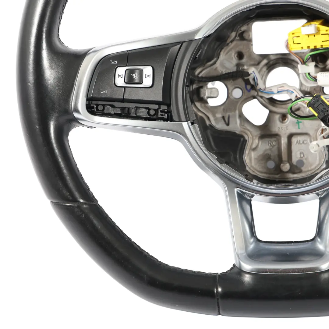 Kierownica Czarna Skóra Multifunkcja Ścięta do Volkswagen Scirocco o numerze 1K8419091BF Volkswagen Scirocco Kierownica Czarna Skóra Multifunkcja Ścięta - SKU 1K8419091BF - Numer Części 1K8419091BF