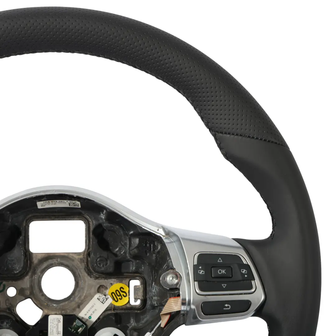 MK3 Lenkrad NEU Schwarz Leder für VW Volkswagen Scirocco mit Teilenummer 1K8419091T VW Volkswagen Scirocco MK3 Lenkrad NEU Schwarz Leder - SKU 1K8419091T-1 - Teilenummer 1K8419091T