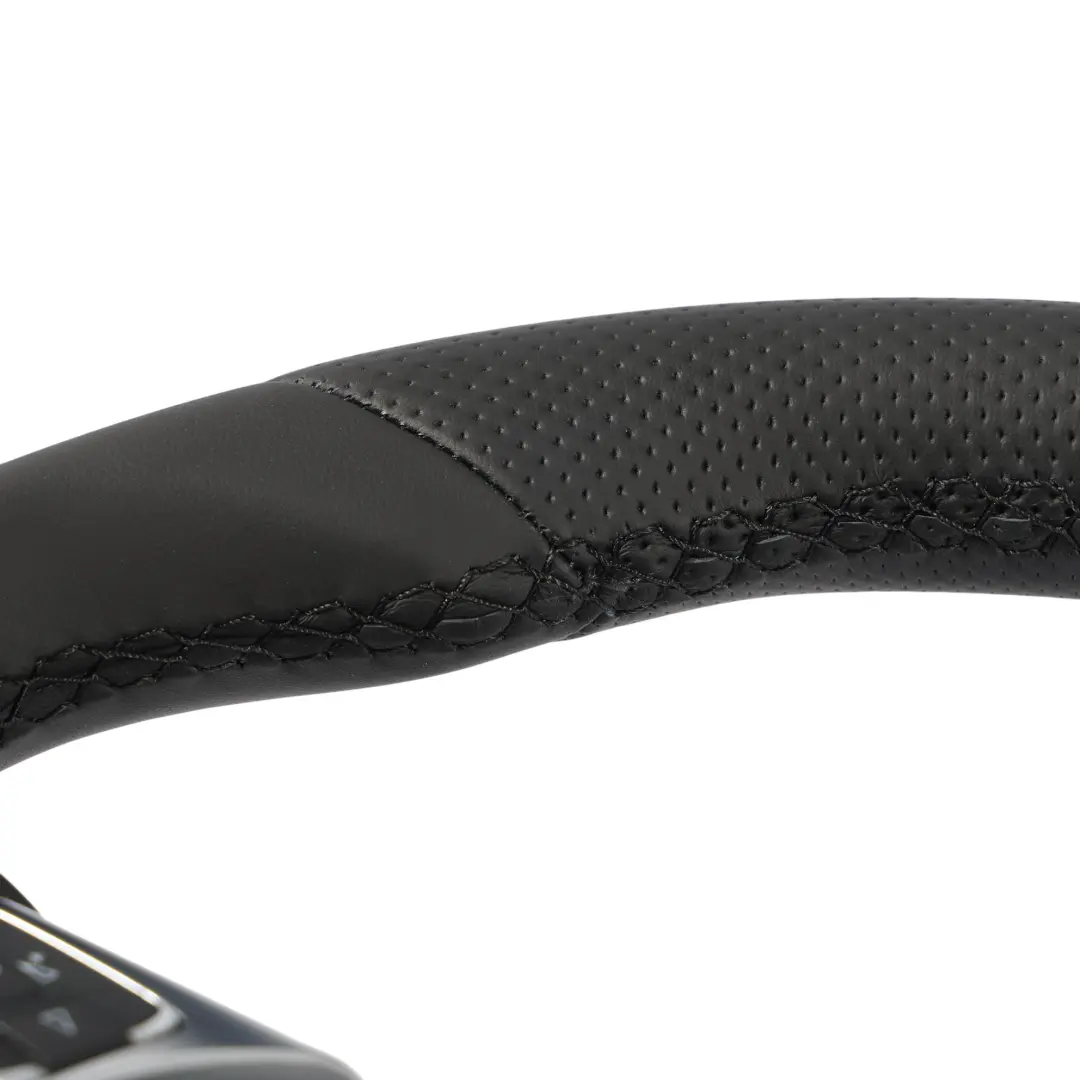 Volant Volkswagen Scirocco MK3 NEUF Cuir Noir pour VW à propos du numéro de pièce 1K8419091T VW Volant Volkswagen Scirocco MK3 NEUF Cuir Noir - SKU 1K8419091T-2 - Numéro de pièce 1K8419091T