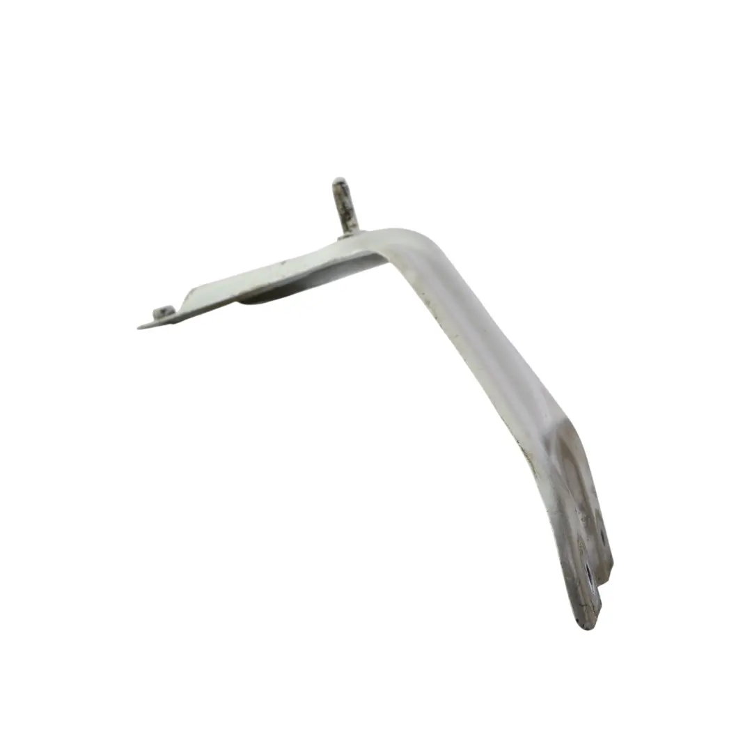 Mk3 Soporte Aleta Delantero Izquierdo Blanco Candy B9A para Volkswagen Scirocco con número de pieza 1K8821135 Volkswagen Scirocco Mk3 Soporte Aleta Delantero Izquierdo Blanco Candy B9A - SKU 1K8821135-CAN - Número de pieza 1K8821135