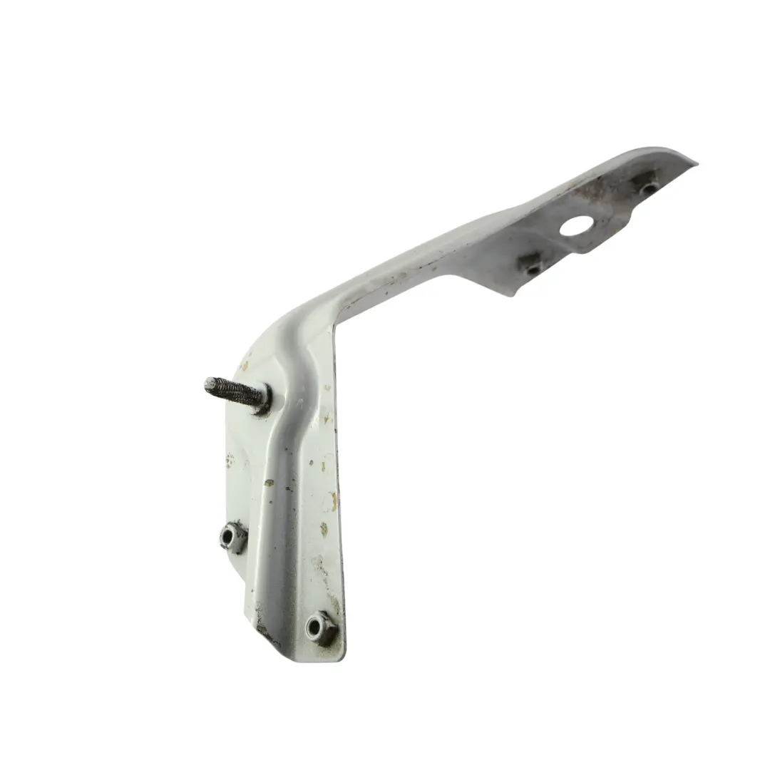 Mk3 Support Fixation Aile Avant Gauche Blanc Candy B9A pour Volkswagen Scirocco à propos du numéro de pièce 1K8821135 Volkswagen Scirocco Mk3 Support Fixation Aile Avant Gauche Blanc Candy B9A - SKU 1K8821135-CAN - Numéro de pièce 1K8821135