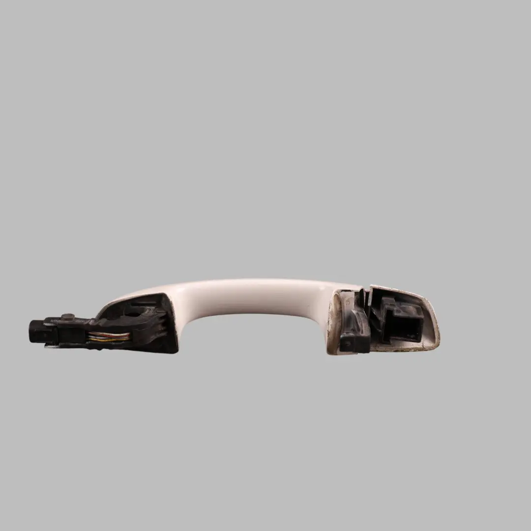 7N Front Door Grab Handle Left N/S Candy White - B9A to Volkswagen VW Sharan with Part number 1K8837205H Volkswagen VW Sharan 7N Front Door Grab Handle Left N/S Candy White - B9A - SKU RHD-1K8837205H-CAN - Part number 1K8837205H