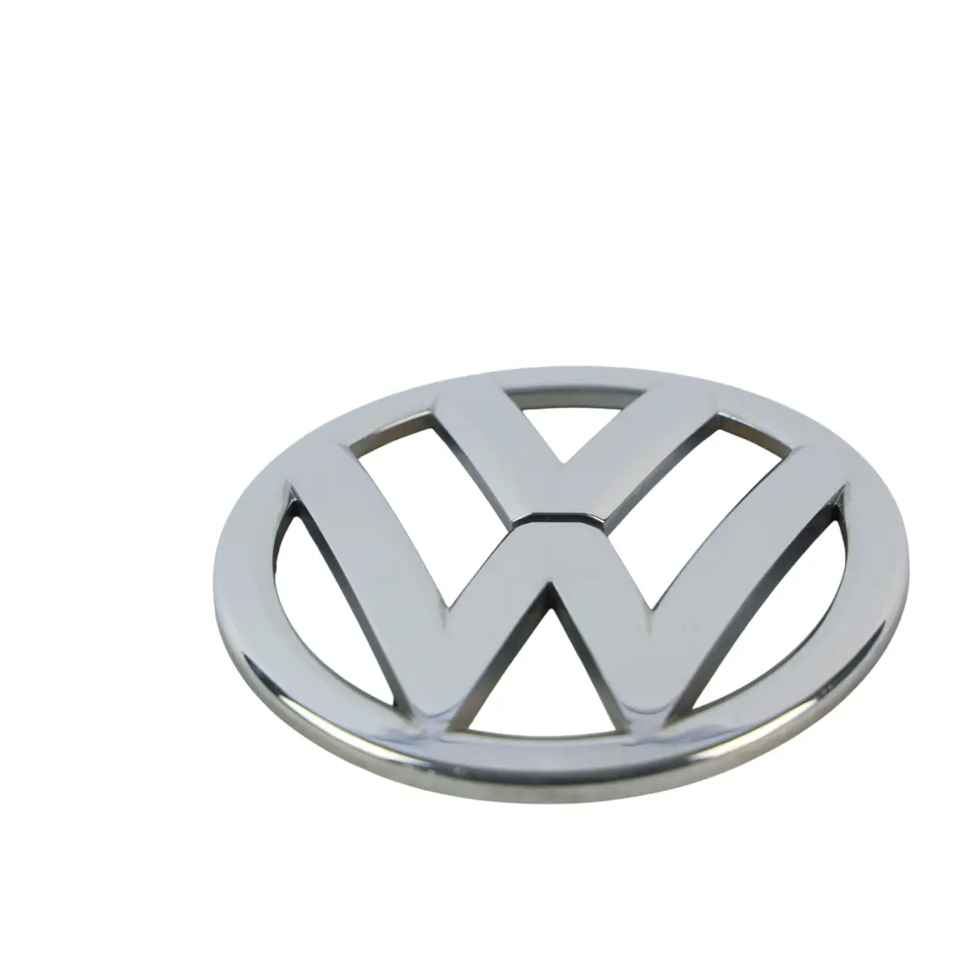 MK3 Motorhaube Emblem Logo Chrom für Volkswagen Scirocco mit Teilenummer 1K8853600A Volkswagen Scirocco MK3 Motorhaube Emblem Logo Chrom - SKU 1K8853600A - Teilenummer 1K8853600A