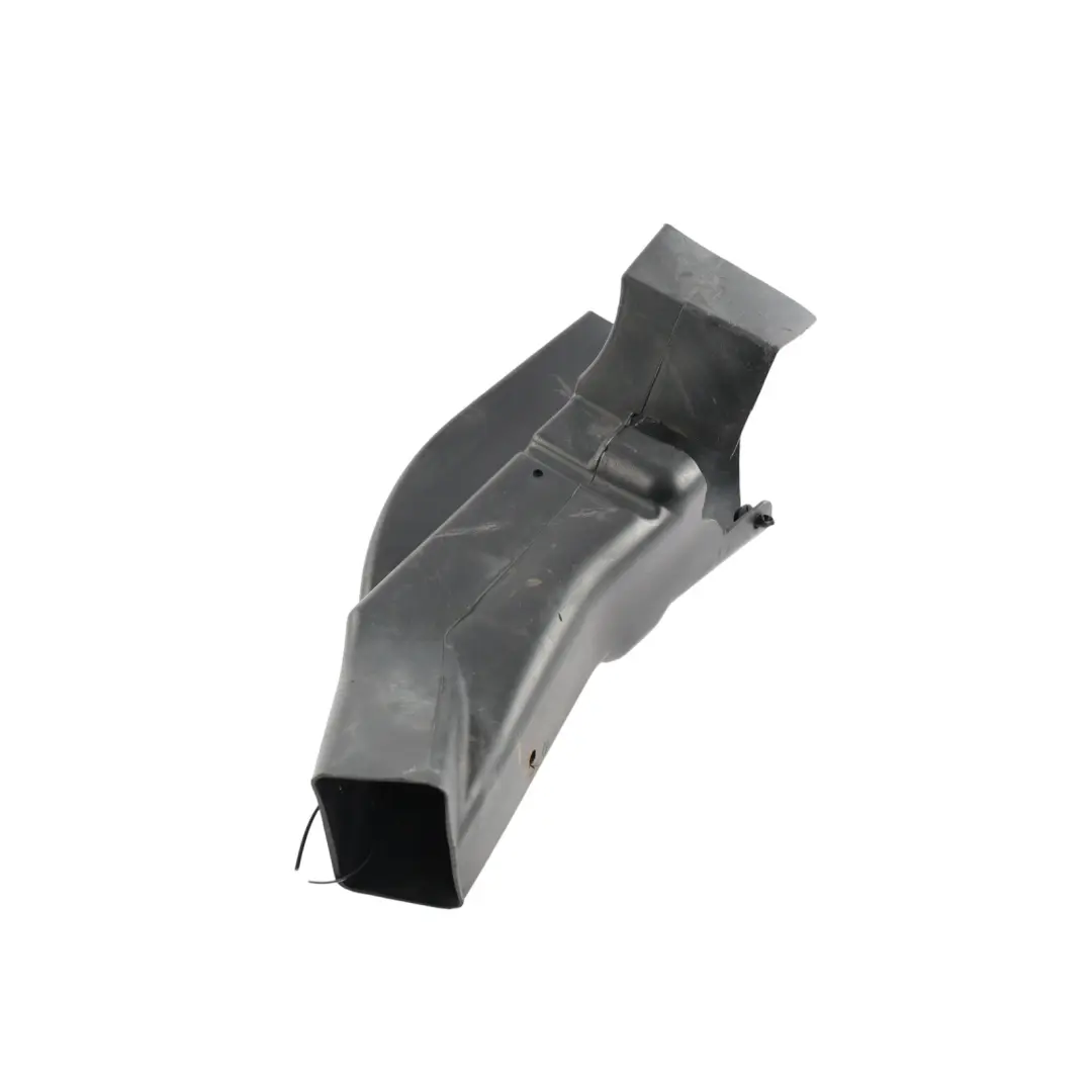 Mk2 1P Front Bumper Air Channel Inlet Duct to Seat Leon with Part number 1P0825317 Seat Leon Mk2 1P Front Bumper Air Channel Inlet Duct - SKU 1P0825317 - Part number 1P0825317