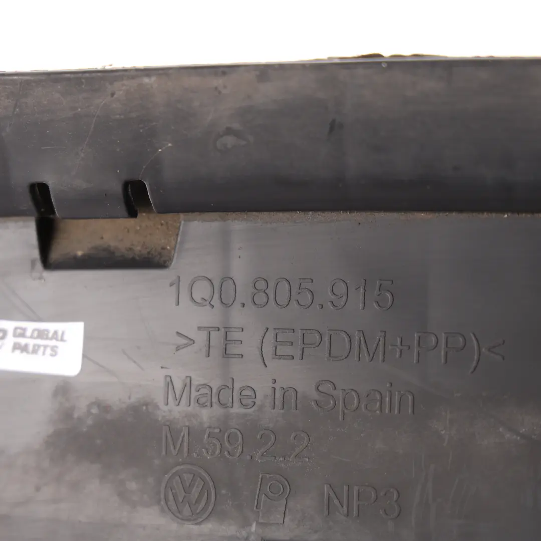 1F Dolna Dokładka Spoiler Zderzaka Przód do Volkswagen Eos o numerze 1Q0805915 Volkswagen Eos 1F Dolna Dokładka Spoiler Zderzaka Przód - SKU 1Q0805915 - Numer Części 1Q0805915