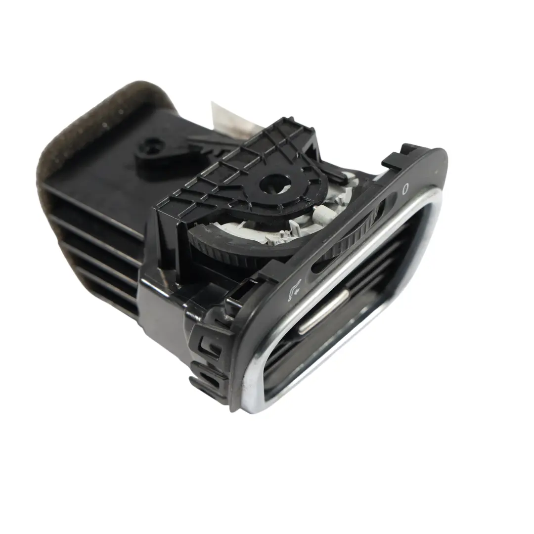 1F Scirocco 13 Rejilla Ventilación Salpicadero Derecha para Volkswagen Eos con número de pieza 1Q0819704G Volkswagen Eos 1F Scirocco 13 Rejilla Ventilación Salpicadero Derecha - SKU 1Q0819704G - Número de pieza 1Q0819704G