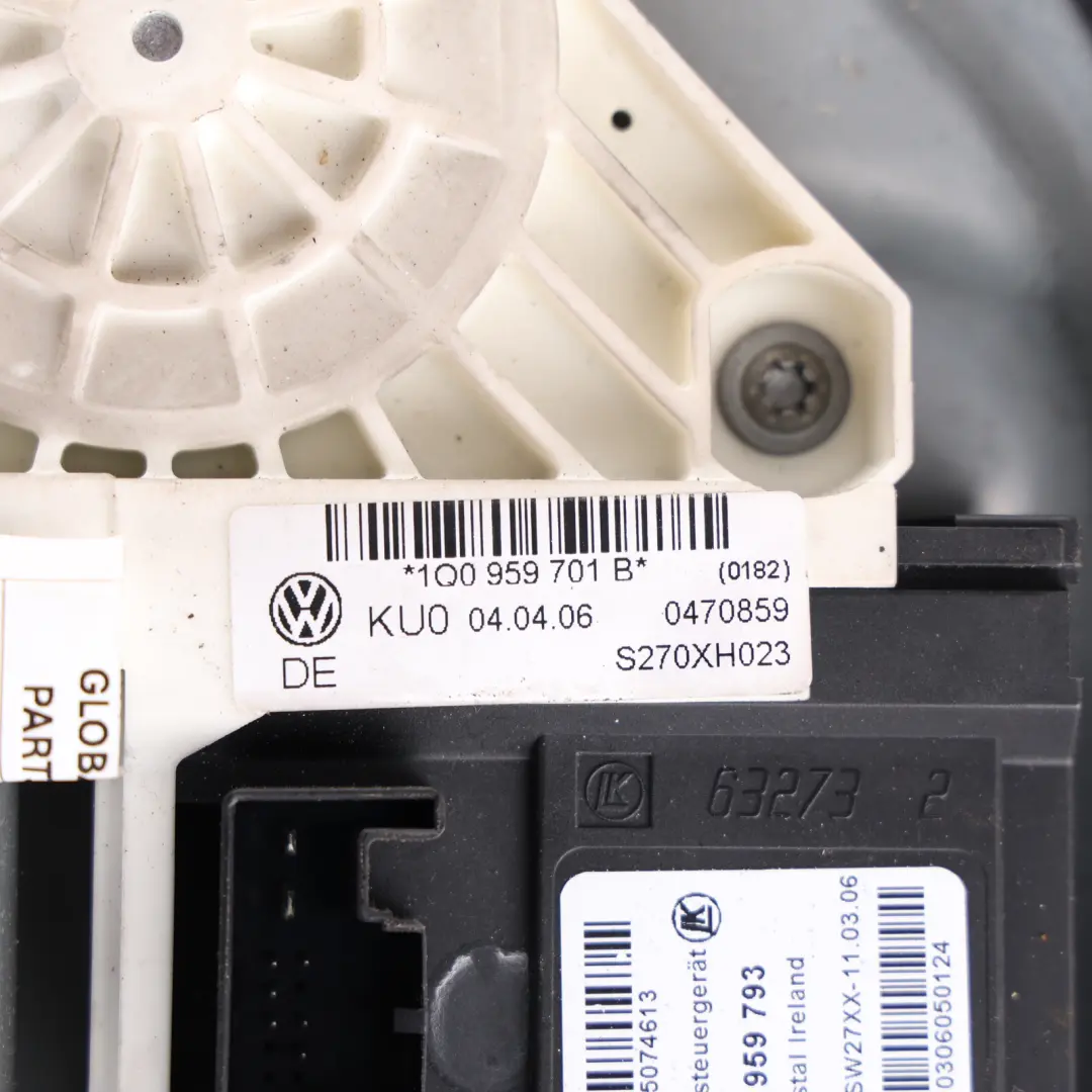 Volkswagen Eos Motore Alzacristallo Porta Anteriore Destro - SKU 1Q0837462D - Numero di parte 1Q0837462D