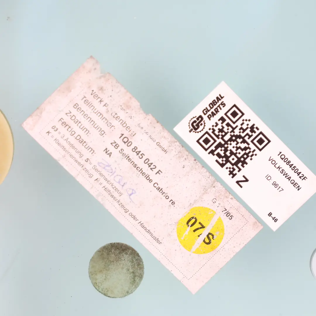 Mk1 Rear Quarter Window Glass Right O/S AS2 to VW Volkswagen Eos with Part number 1Q0845042F VW Volkswagen Eos Mk1 Rear Quarter Window Glass Right O/S AS2 - SKU 1Q0845042F - Part number 1Q0845042F